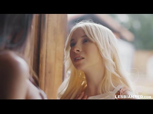 ❤️ A menina volta para casa alguns meses depois e acaba comendo a xoxota de sua madrasta ☑ Porno real vídeo em nós pt-br.eggporncomics.ru